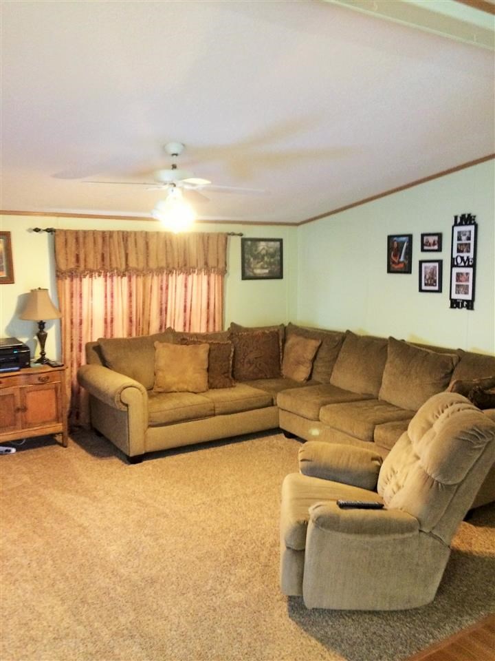 911 E South D St, Gas City, IN 46933 photo 20