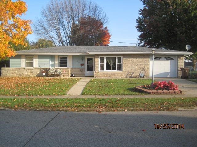812 Parkway Dr, Logansport, IN 46947 photo 1
