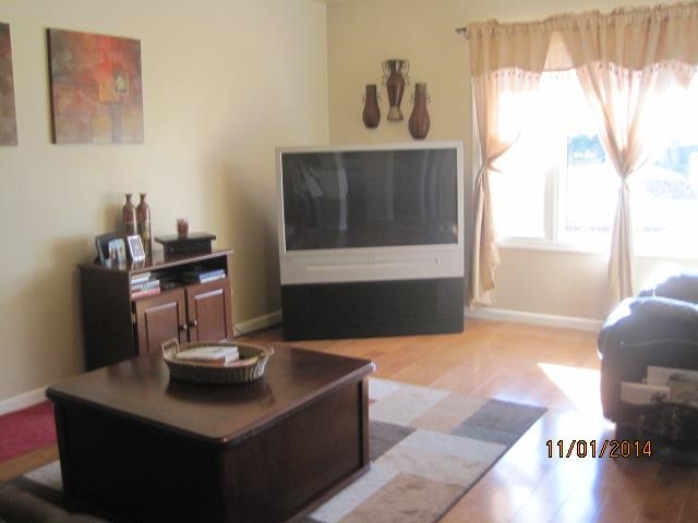 812 Parkway Dr, Logansport, IN 46947 photo 2