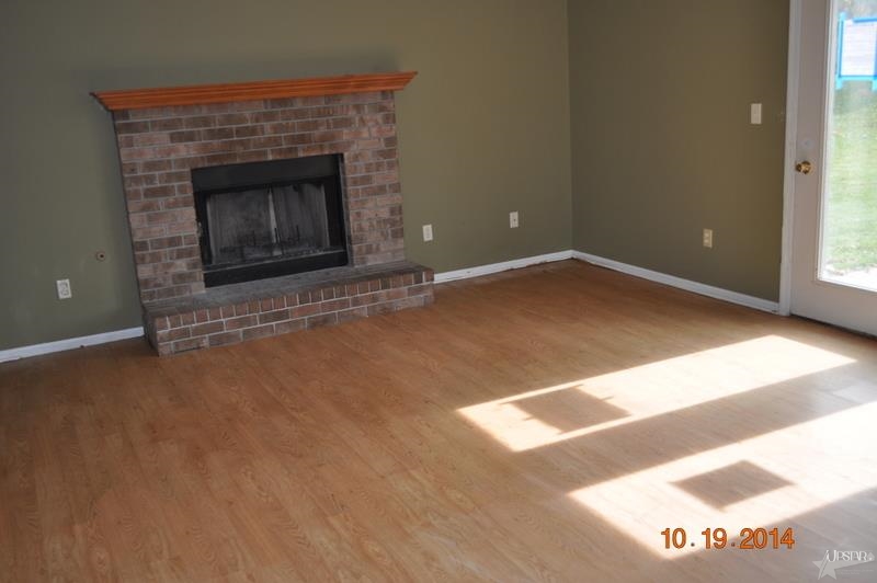 208 Rampart Dr, Fort Wayne, IN 46845 photo 4