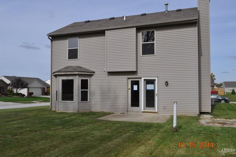 208 Rampart Dr, Fort Wayne, IN 46845 photo 3