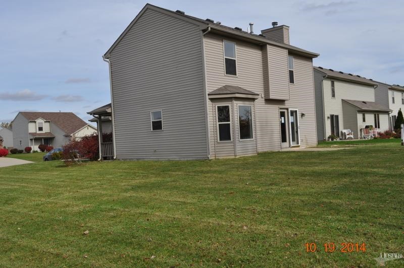 208 Rampart Dr, Fort Wayne, IN 46845 photo 2