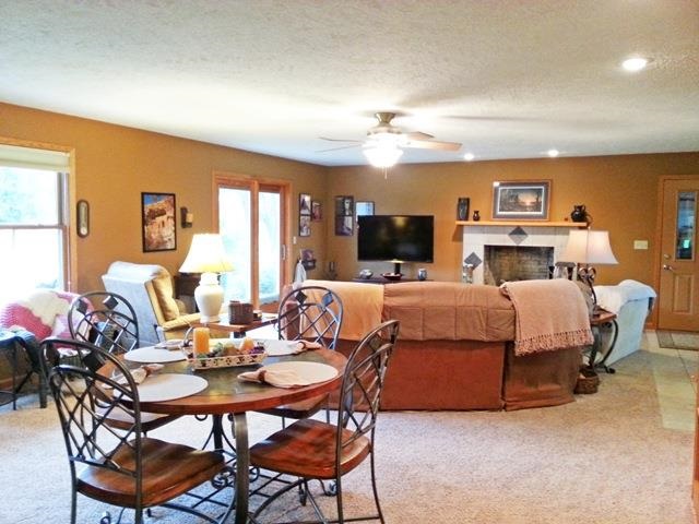 8600 E Windsor Rd, Selma, IN 47383 photo 4