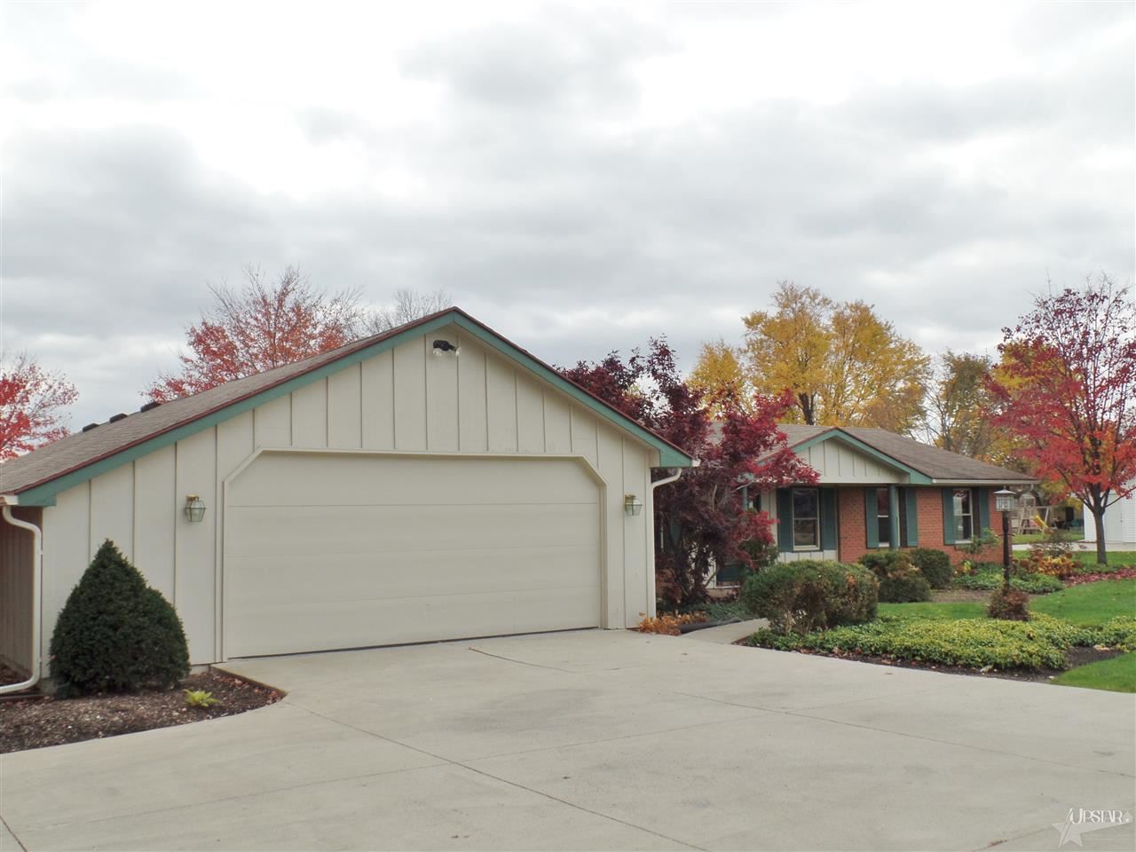 8419 Covington Rd, Fort Wayne, IN 46804 photo 1