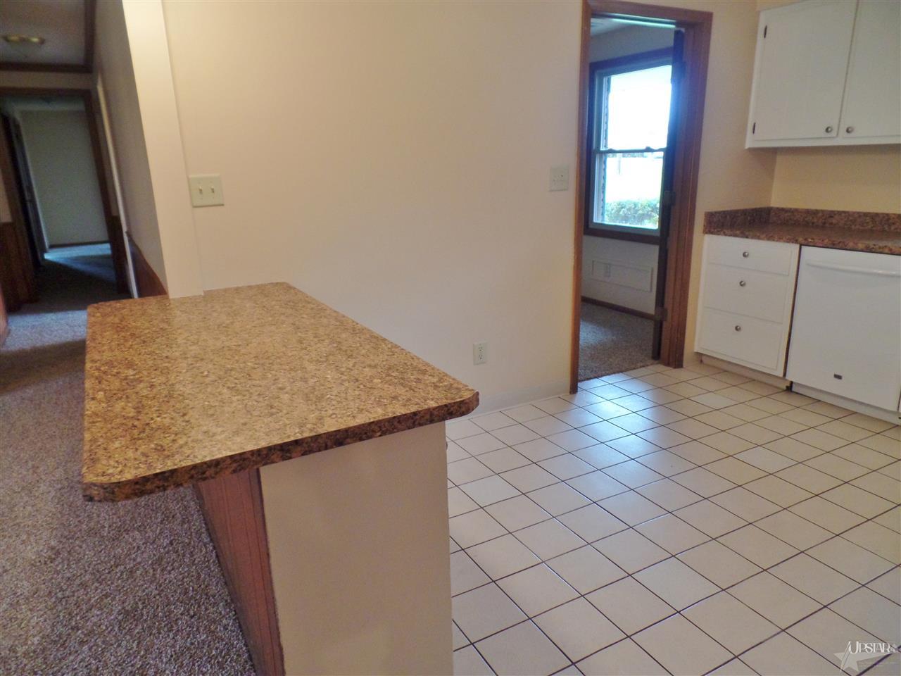 8419 Covington Rd, Fort Wayne, IN 46804 photo 6