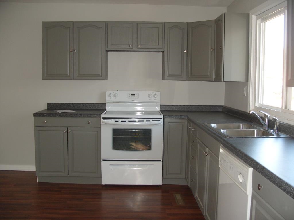 122 N East St, Bremen, IN 46506 photo 2