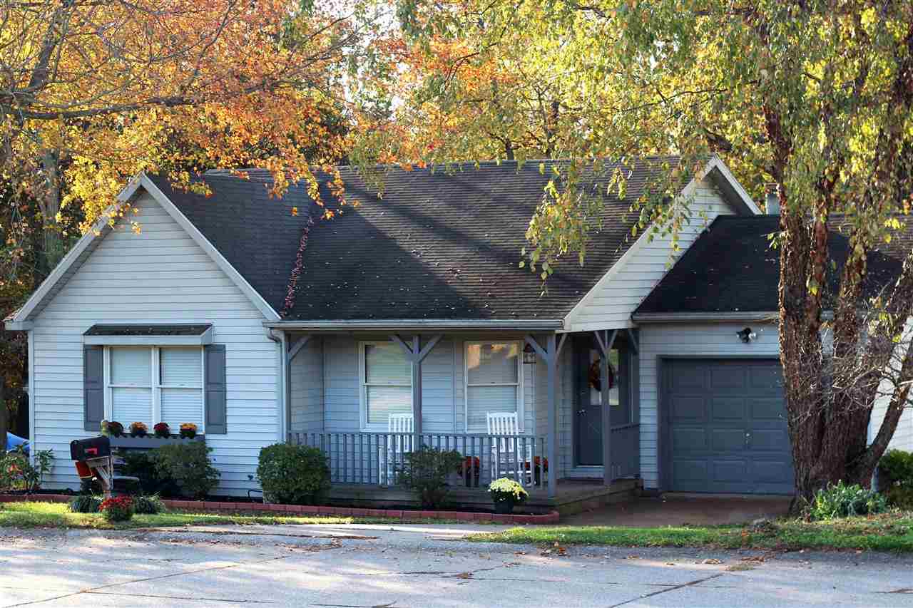 8433 Yorkridge Ct, Newburgh, IN 47630 photo 1