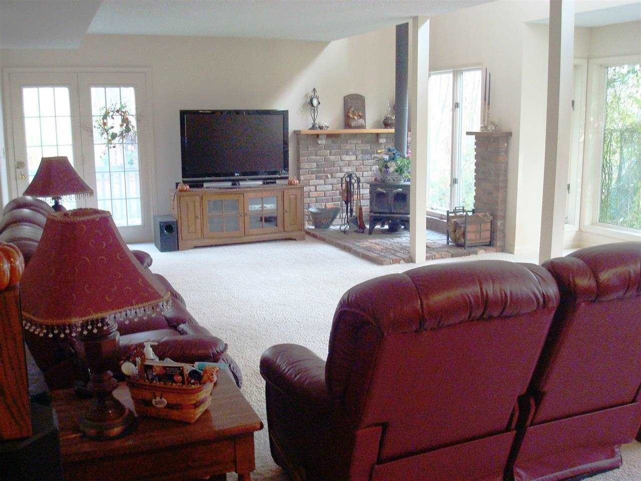 8515 E 700 S, Upland, IN 46989 photo 3