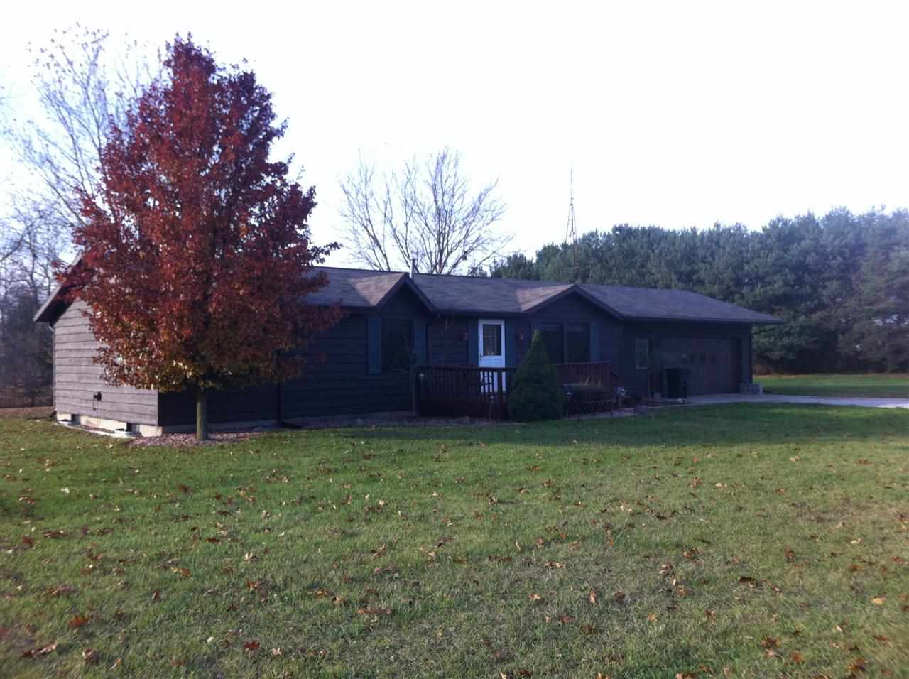 4722 N 900 W, Orland, IN 46776 photo 1