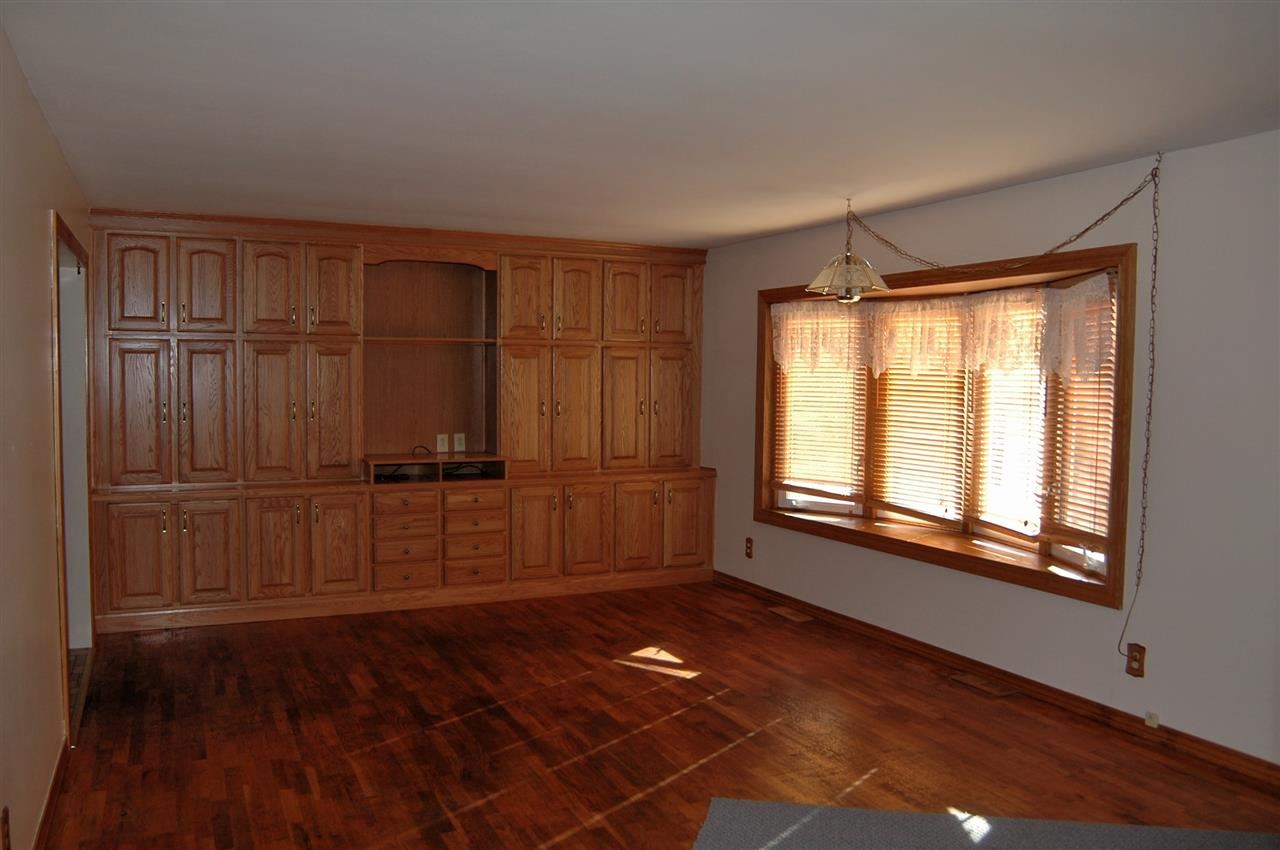 11767 Garden Ln, Osceola, IN 46561 photo 2