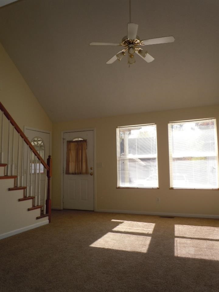 8020 Alexandra Ln, Newburgh, IN 47630 photo 2