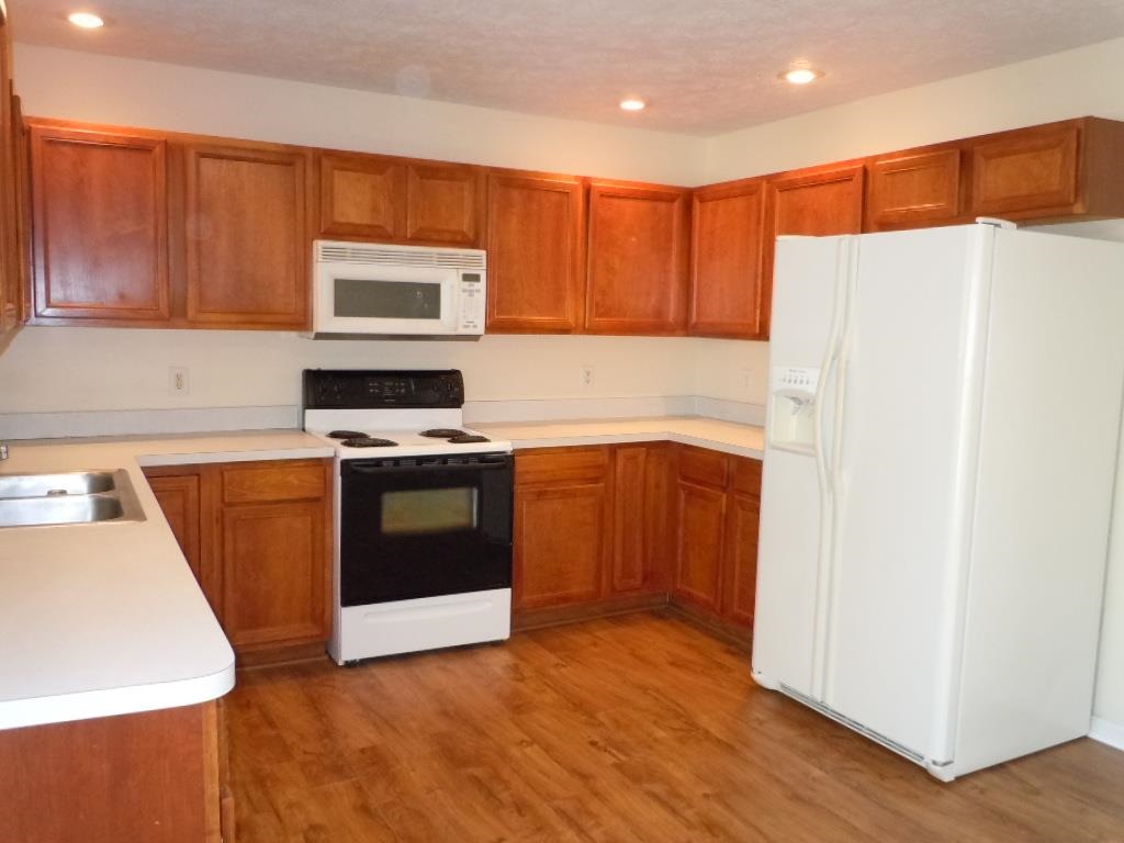 8020 Alexandra Ln, Newburgh, IN 47630 photo 6