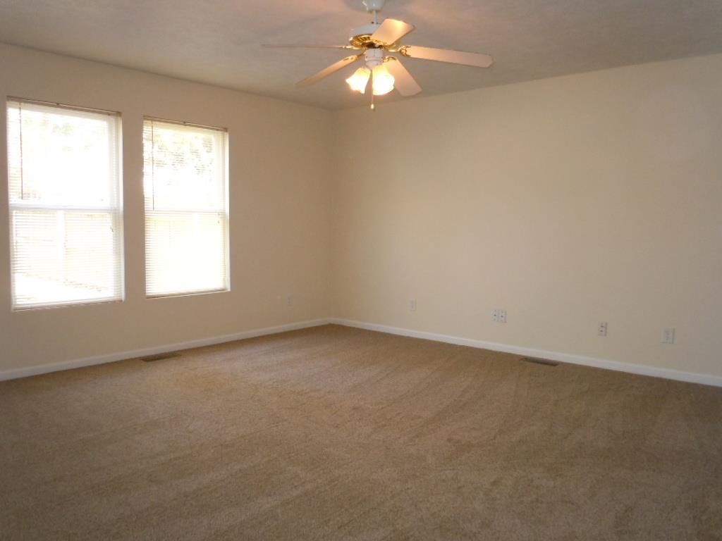 8020 Alexandra Ln, Newburgh, IN 47630 photo 9