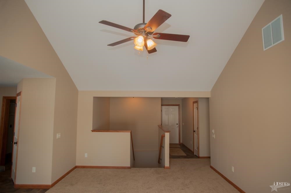 2516 Trillium Cv, Huntertown, IN 46748 photo 2