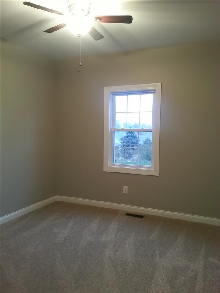 306 E Flora St, Washington, IN 47501 photo 11