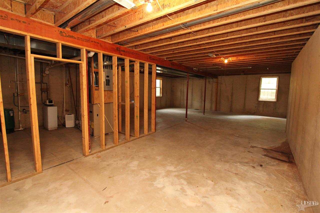 25541 Bayberry Ct, Elkhart, IN 46517 photo 7