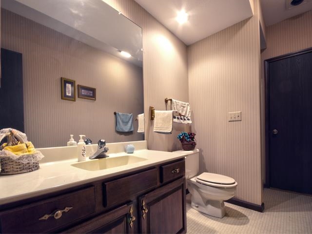 3007 Twin Pines Pt, Elkhart, IN 46514 photo 10