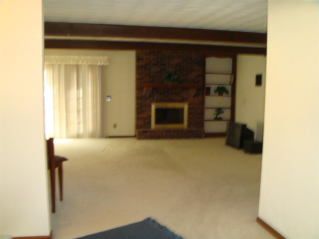 2712 Executive Ct, Kokomo, IN 46902 photo 3
