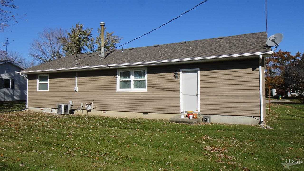 876 E Water St, Berne, IN 46711 photo 17