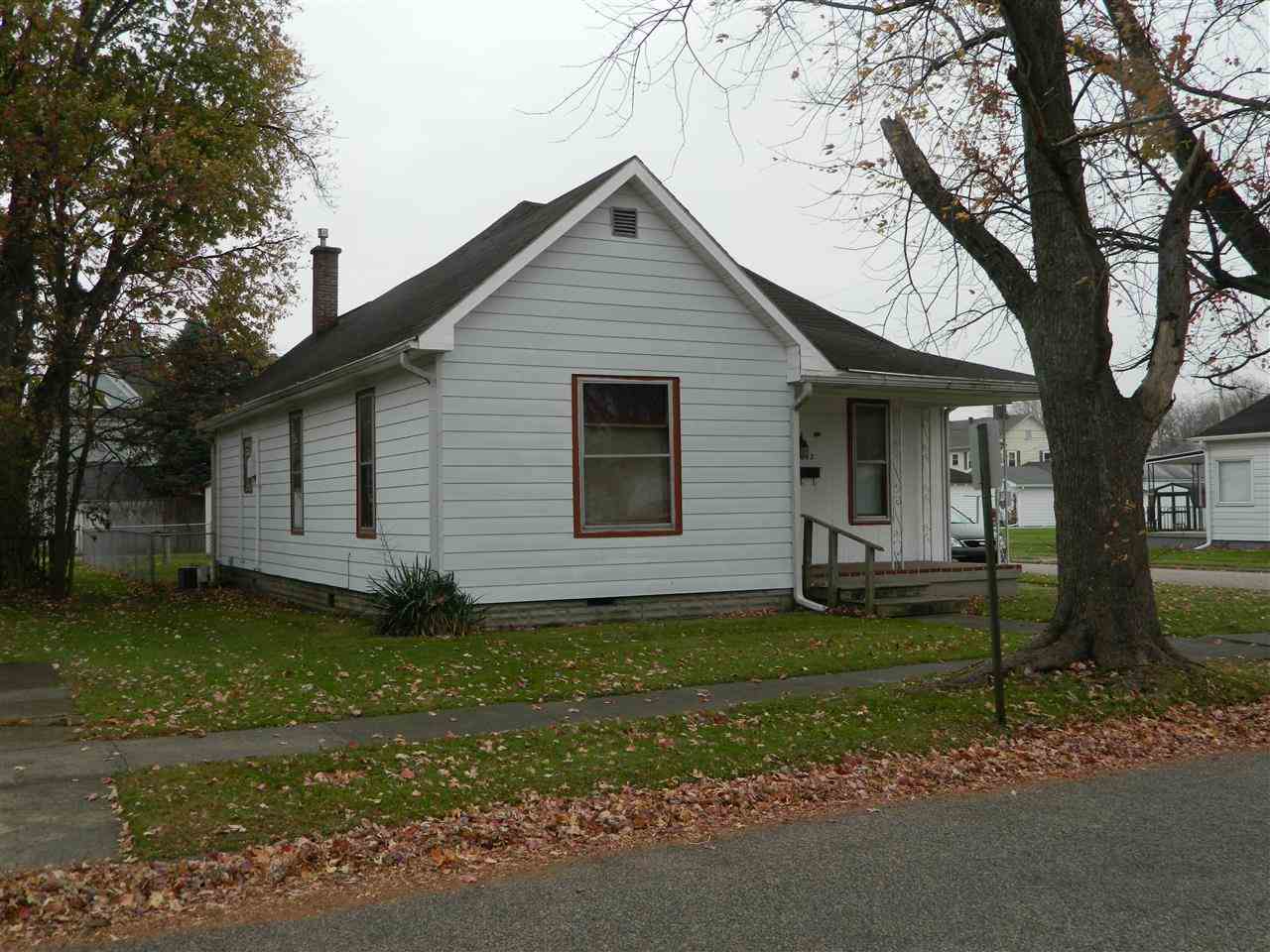 602 N 9th St, Mitchell, IN 47446 photo 2