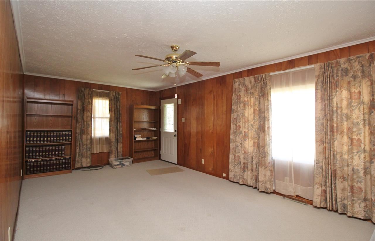 2515 W 9th St, Marion, IN 46953 photo 2