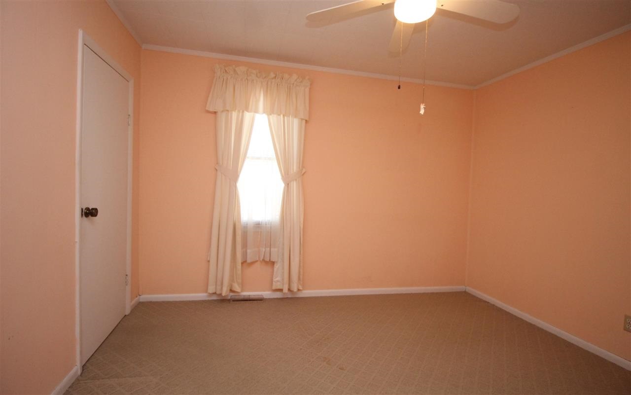 2515 W 9th St, Marion, IN 46953 photo 9