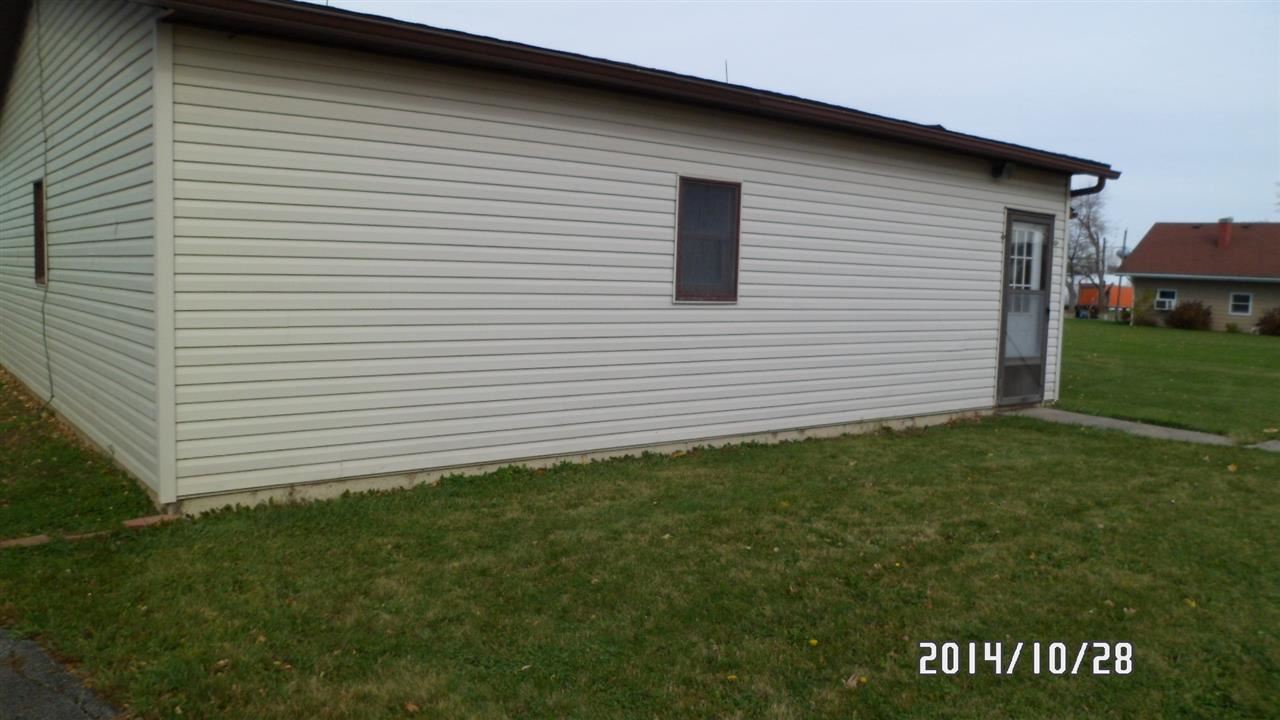 915 W Mill St, Ossian, IN 46777 photo 4