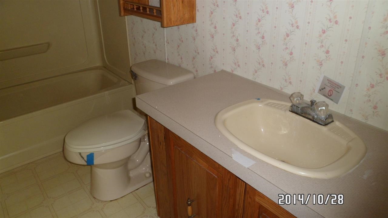 915 W Mill St, Ossian, IN 46777 photo 13