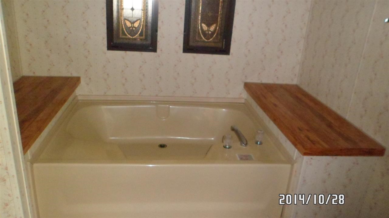 915 W Mill St, Ossian, IN 46777 photo 19