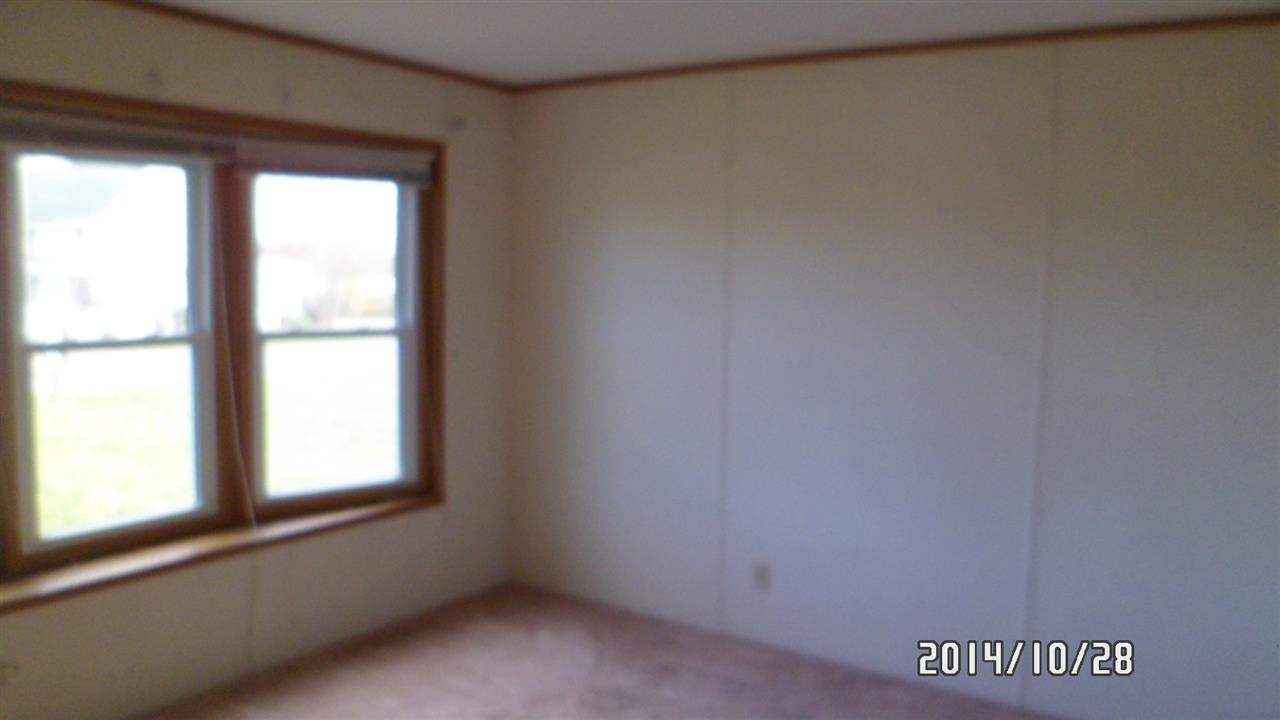 915 W Mill St, Ossian, IN 46777 photo 11