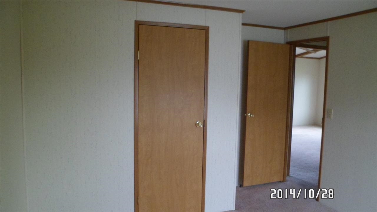 915 W Mill St, Ossian, IN 46777 photo 10