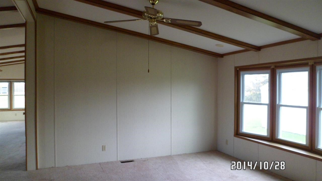 915 W Mill St, Ossian, IN 46777 photo 14