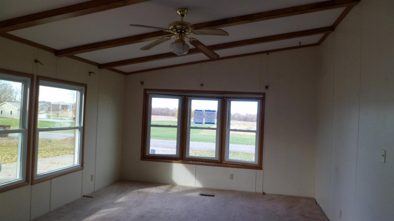 915 W Mill St, Ossian, IN 46777 photo 24