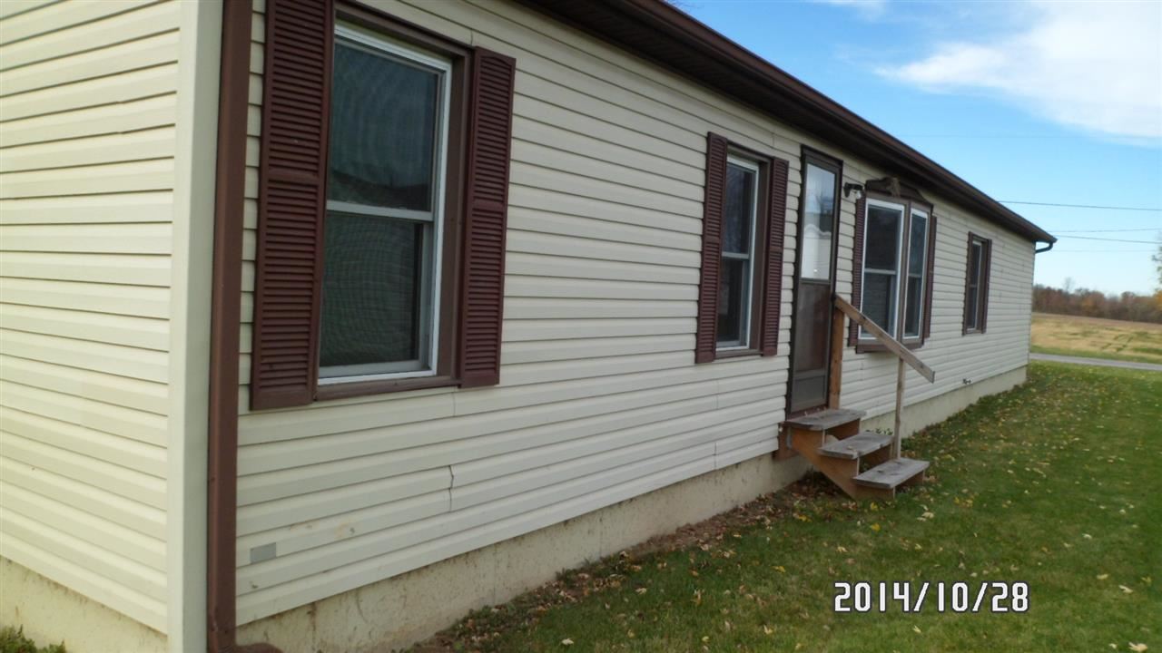 915 W Mill St, Ossian, IN 46777 photo 5