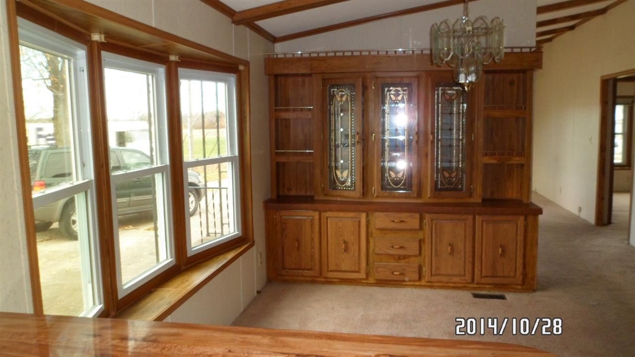 915 W Mill St, Ossian, IN 46777 photo 17