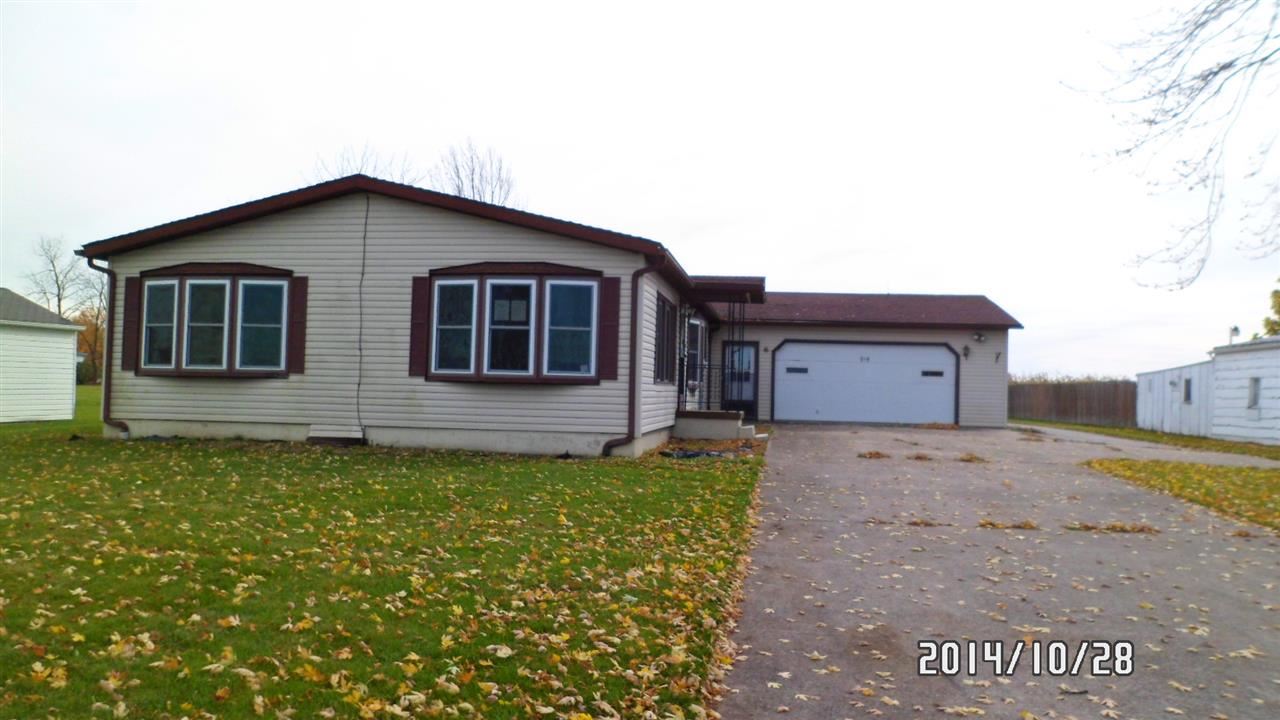 915 W Mill St, Ossian, IN 46777 photo 1