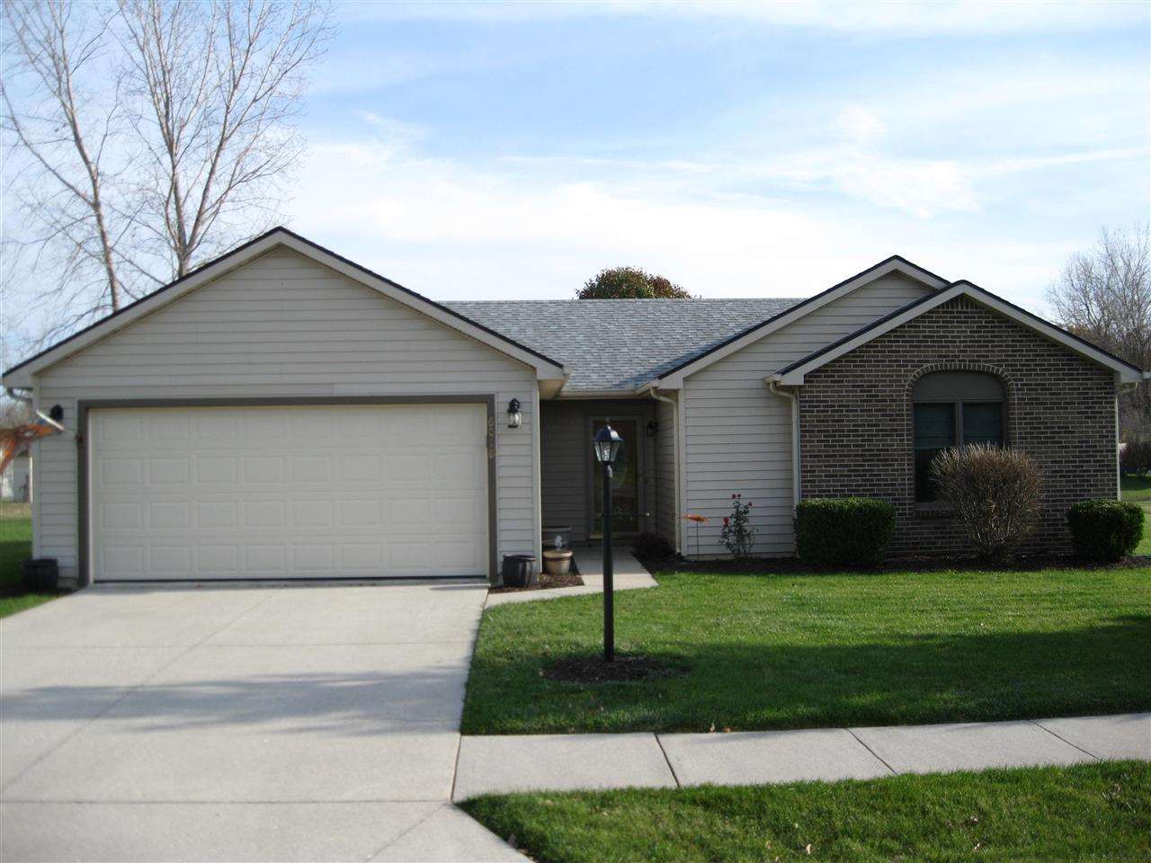 6018 Arapaho Trl, Fort Wayne, IN 46825 photo 1