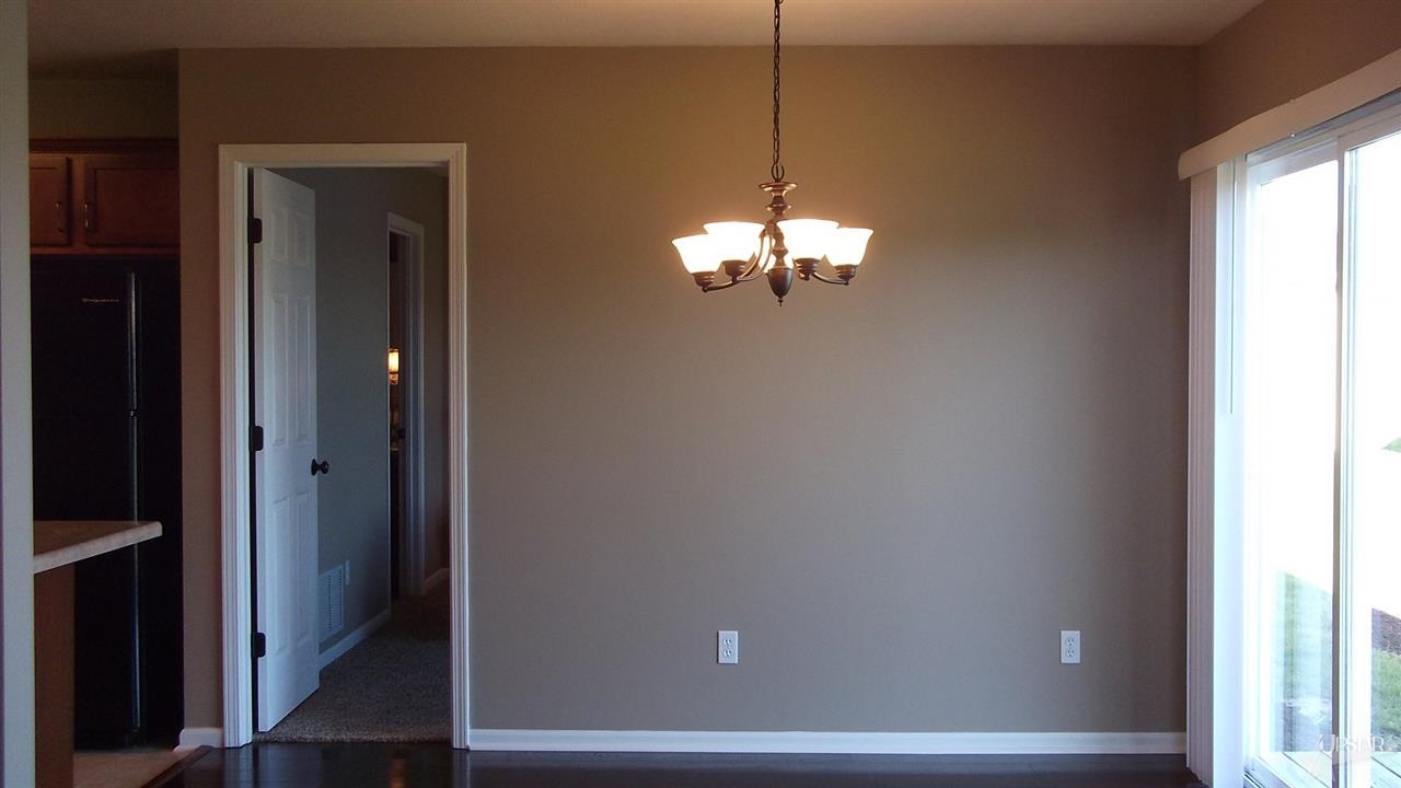 3296 E Sherman St, Columbia City, IN 46725 photo 7
