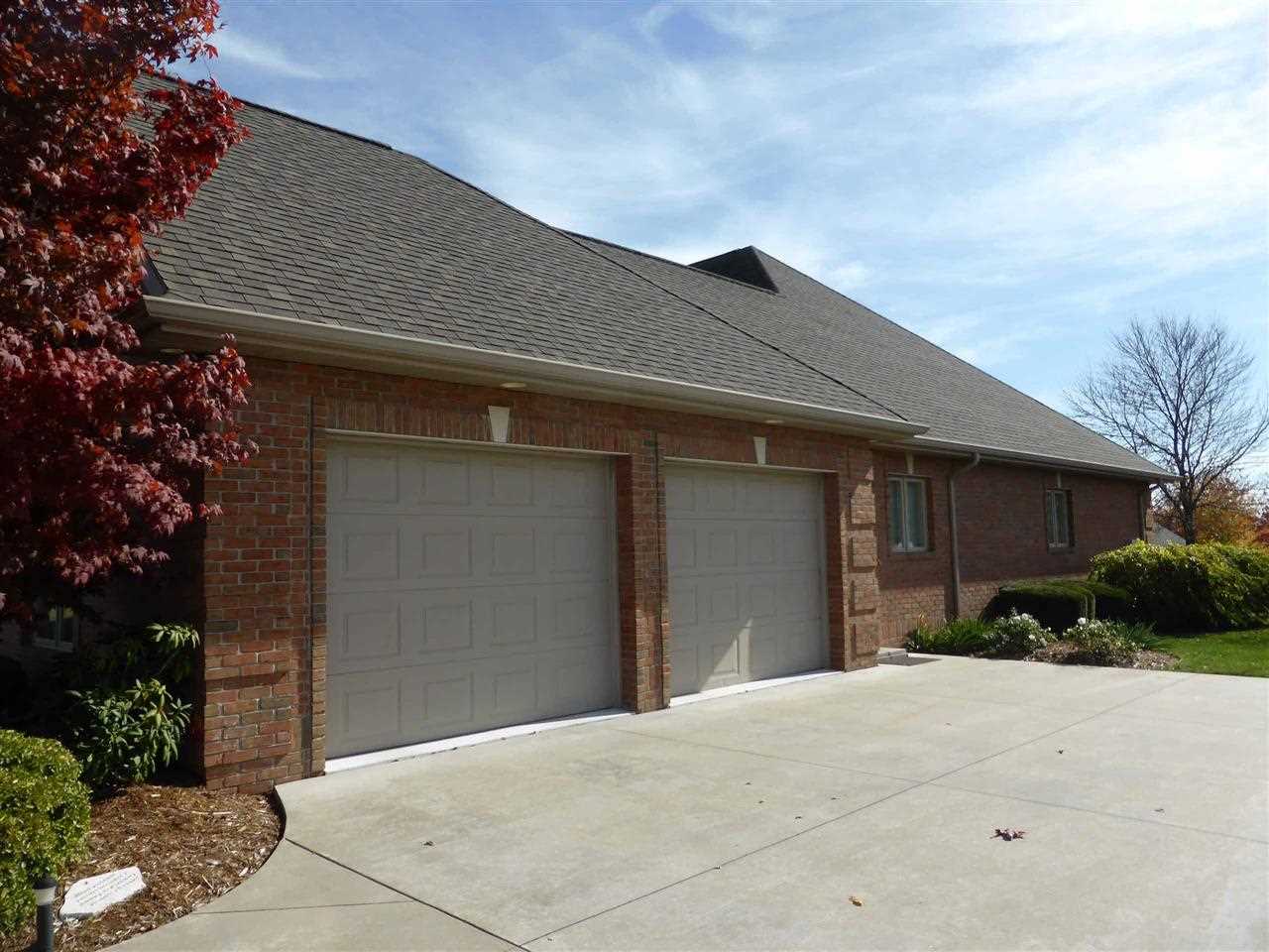 1667 Gregory, Jasper, IN 47546 photo 28