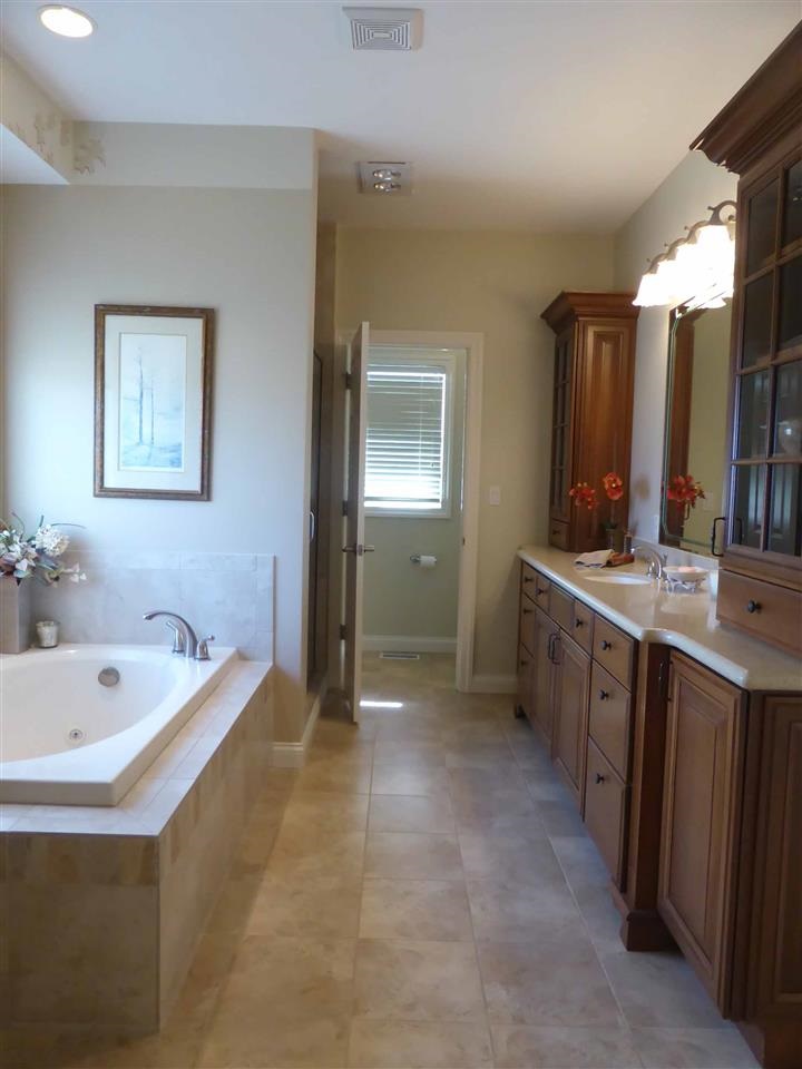 1667 Gregory, Jasper, IN 47546 photo 7