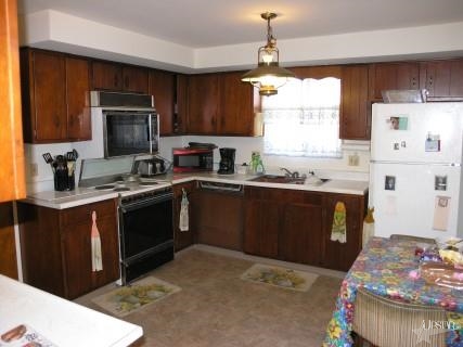 5821 Waycross Dr, Fort Wayne, IN 46816 photo 8