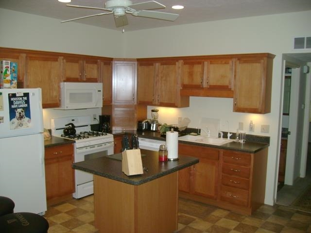 1942 Vixen Ln, Warsaw, IN 46582 photo 3