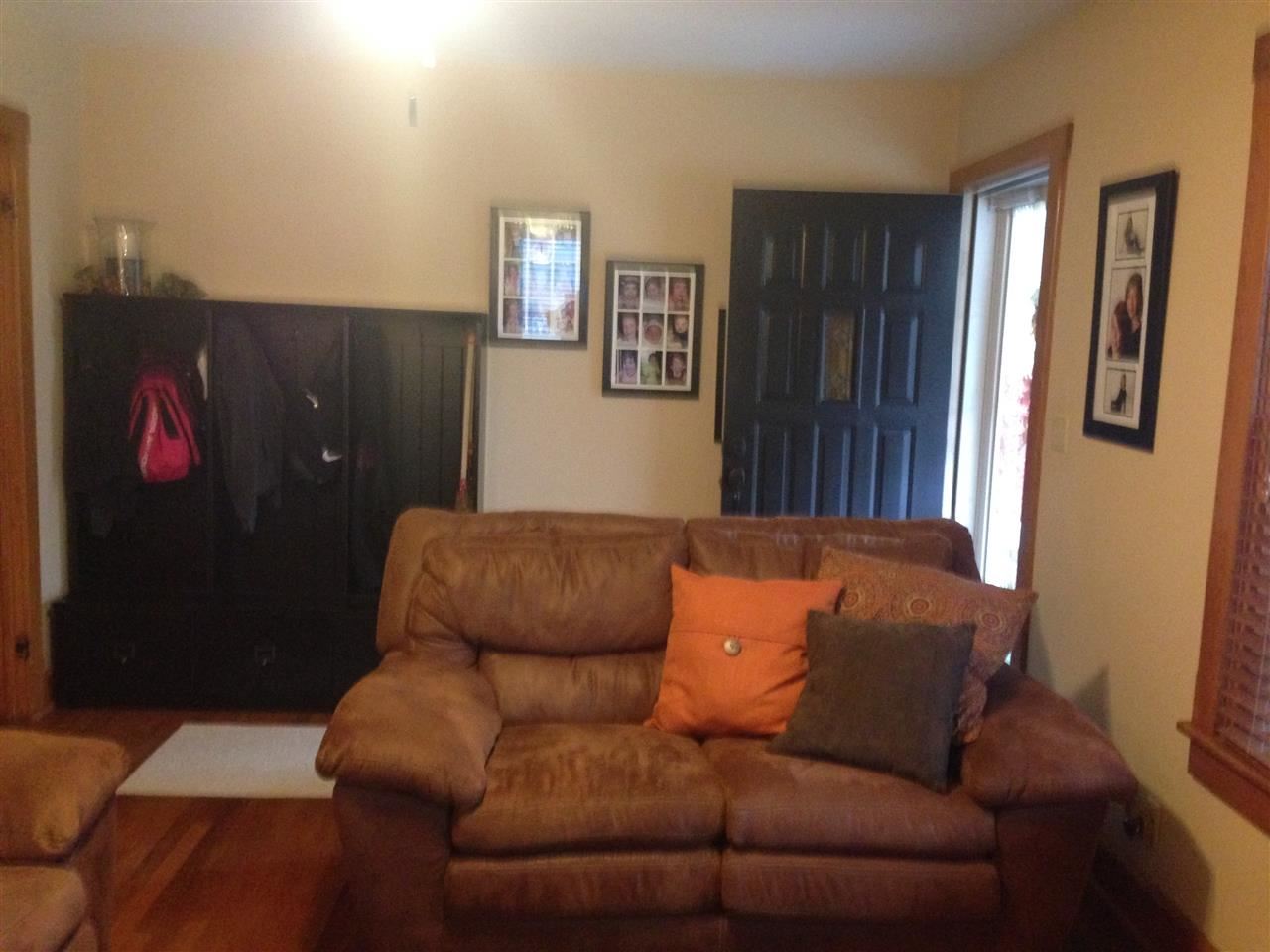 112 N Walnut St, Huntingburg, IN 47542 photo 2