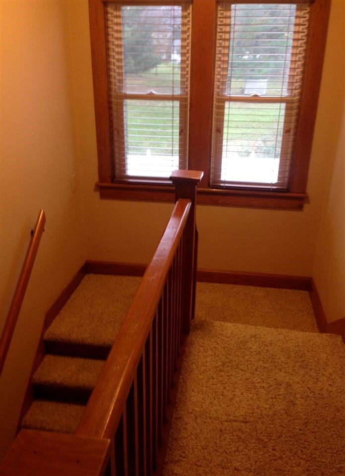 112 N Walnut St, Huntingburg, IN 47542 photo 4