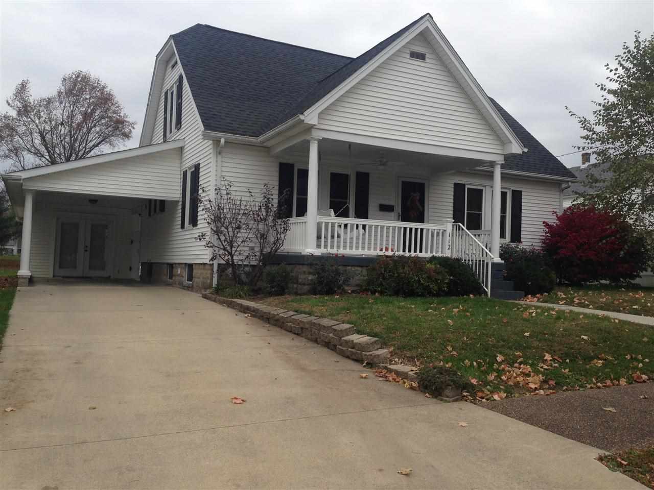 112 N Walnut St, Huntingburg, IN 47542 photo 1