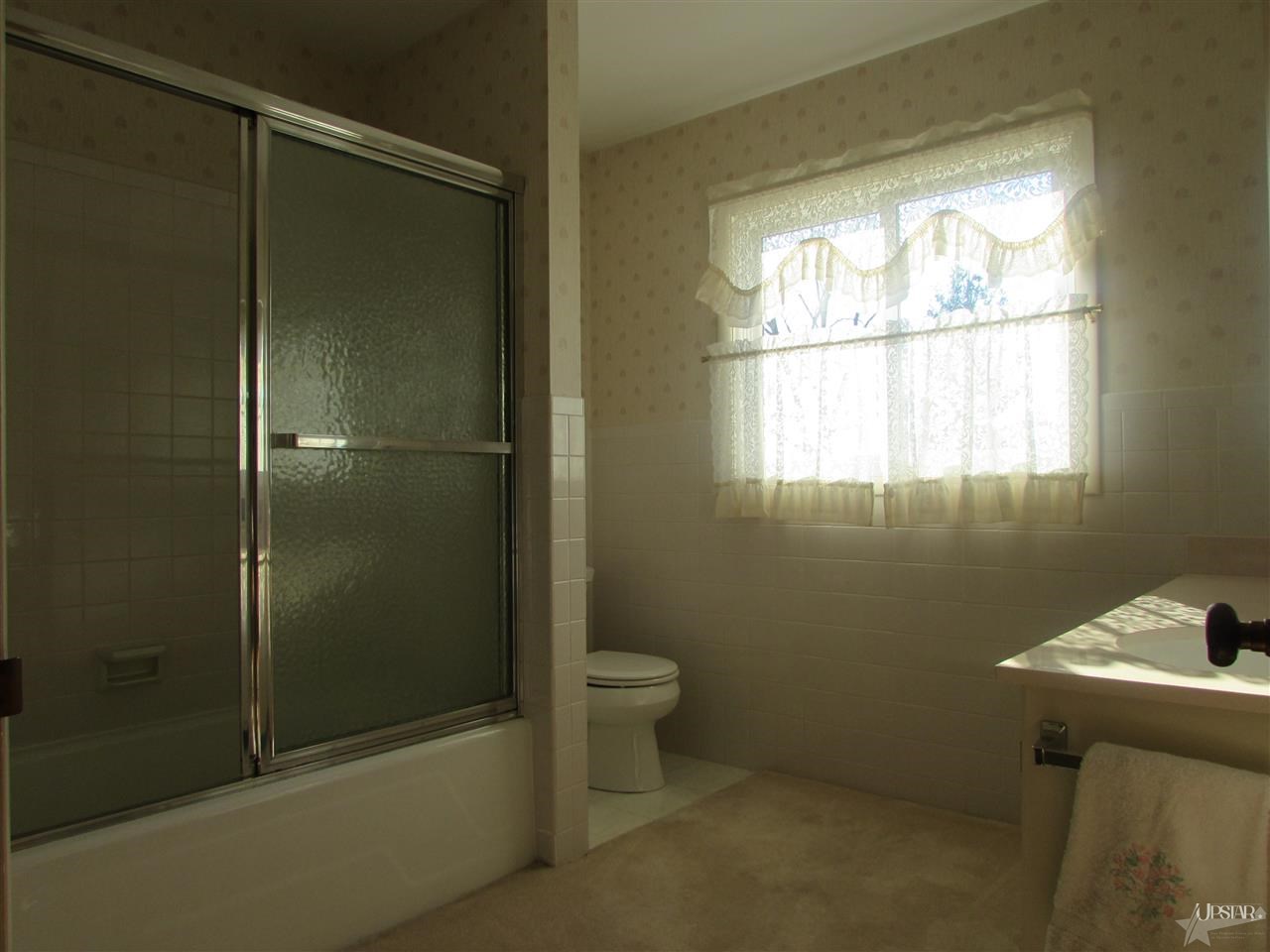 460 W Gates Rd, Columbia City, IN 46725 photo 8