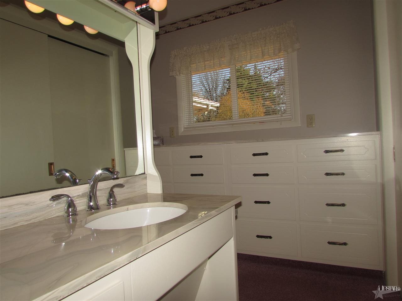 460 W Gates Rd, Columbia City, IN 46725 photo 12