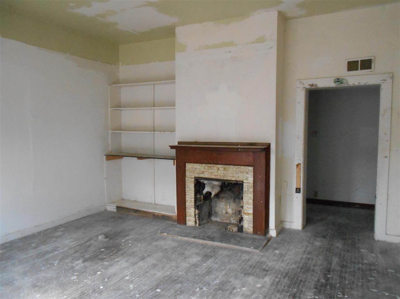 421 S Race St, Princeton, IN 47670 photo 7