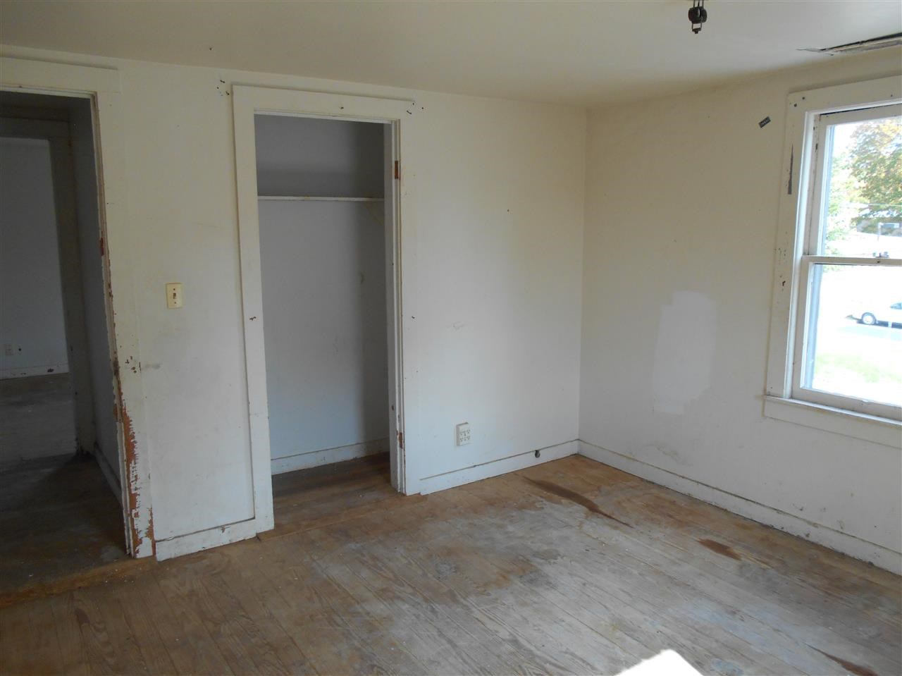421 S Race St, Princeton, IN 47670 photo 14
