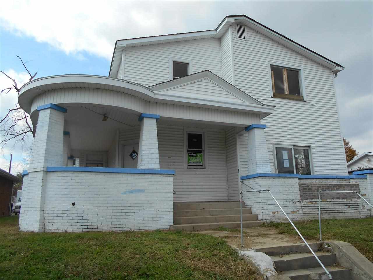 421 S Race St, Princeton, IN 47670 photo 1